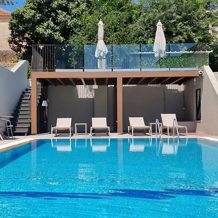 Mariette Rhodes Urban 3*